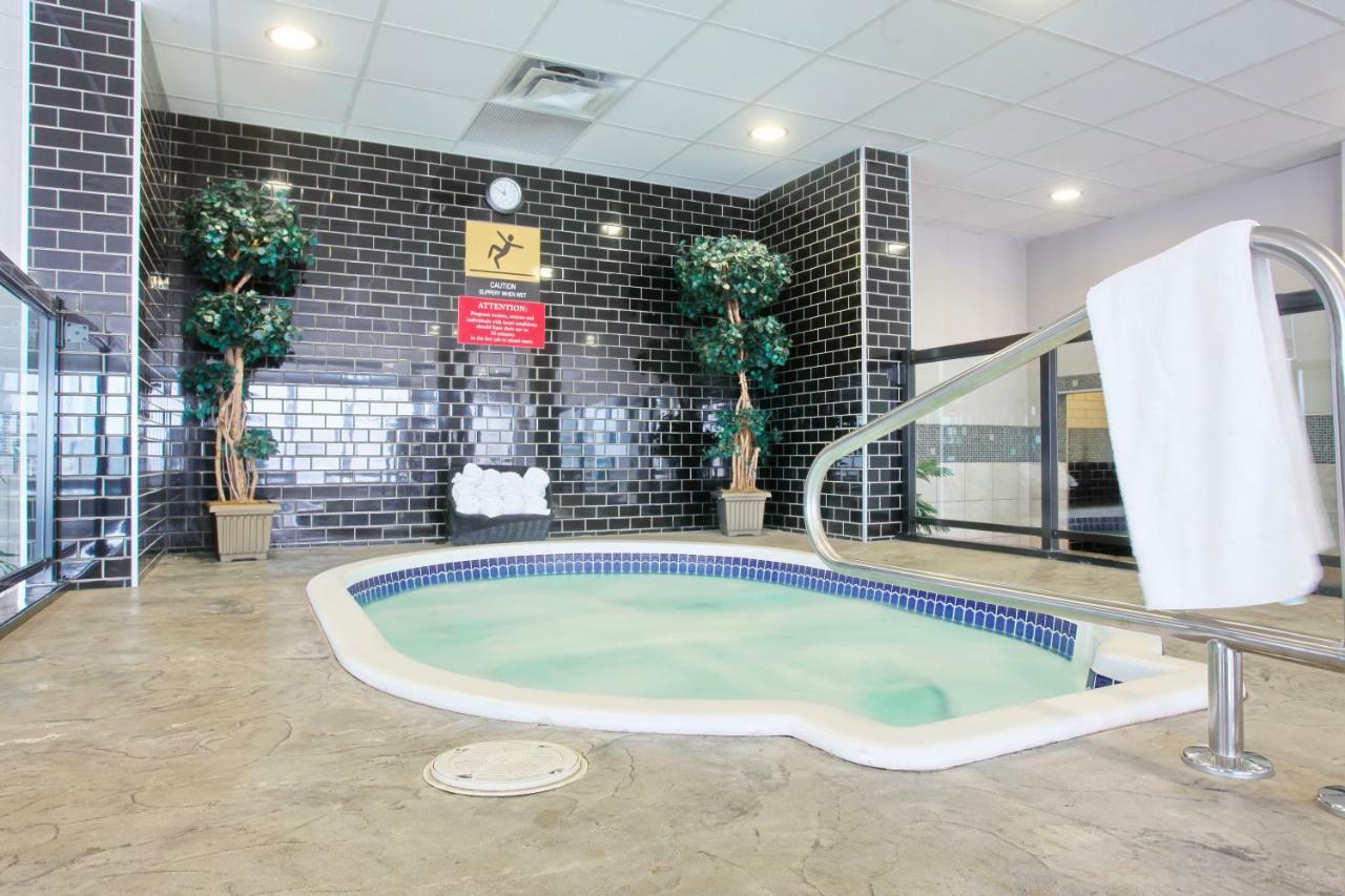 Pomeroy Hotel Fort Mcmurray Zewnętrze zdjęcie